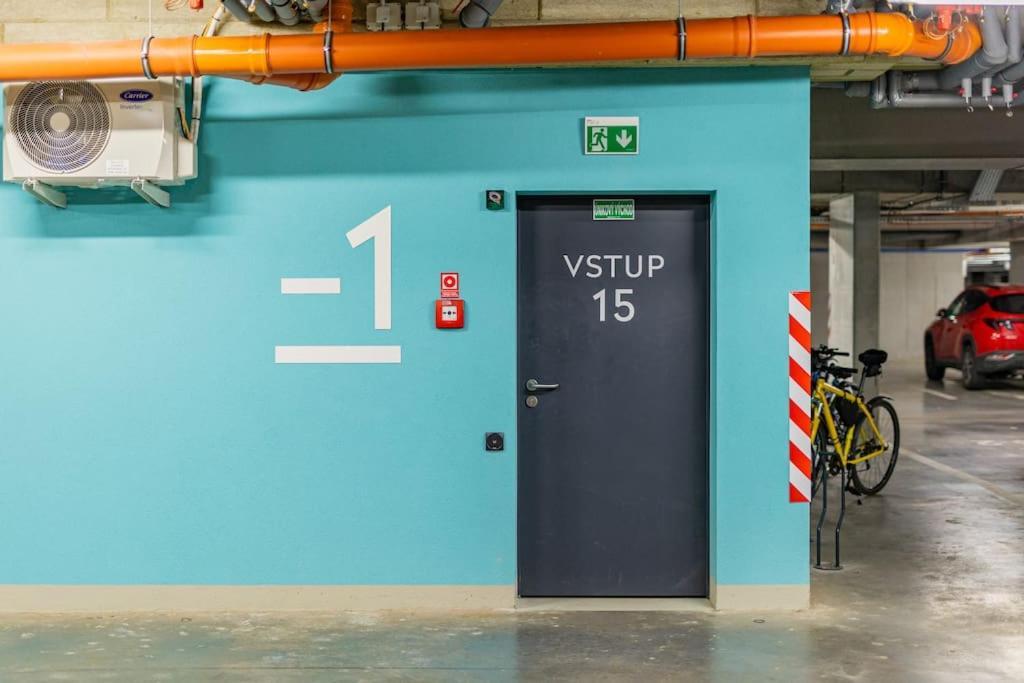 Cityscape Oasis: Active Studio Heaven 布拉迪斯拉发 外观 照片
