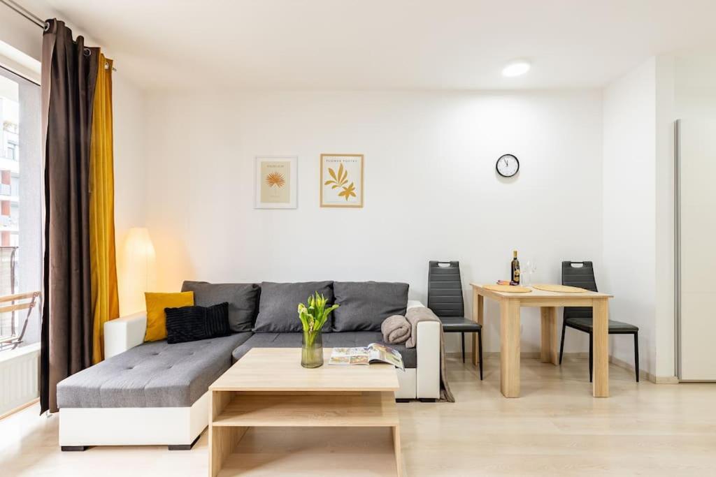 Cityscape Oasis: Active Studio Heaven 布拉迪斯拉发 外观 照片